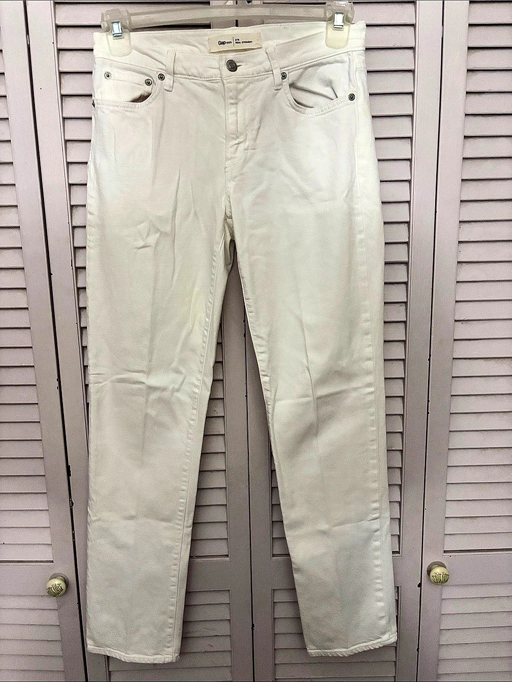 Gap Mid Rise Straight Jeans